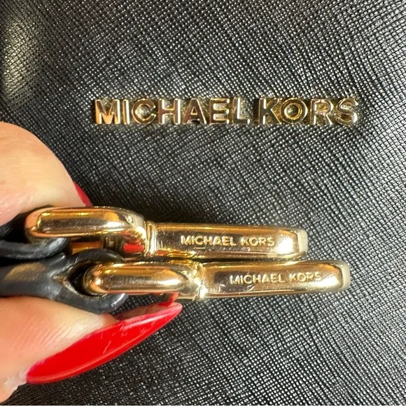 MICHAEL Michael Kors Black Satchel - Picture 12 of 16